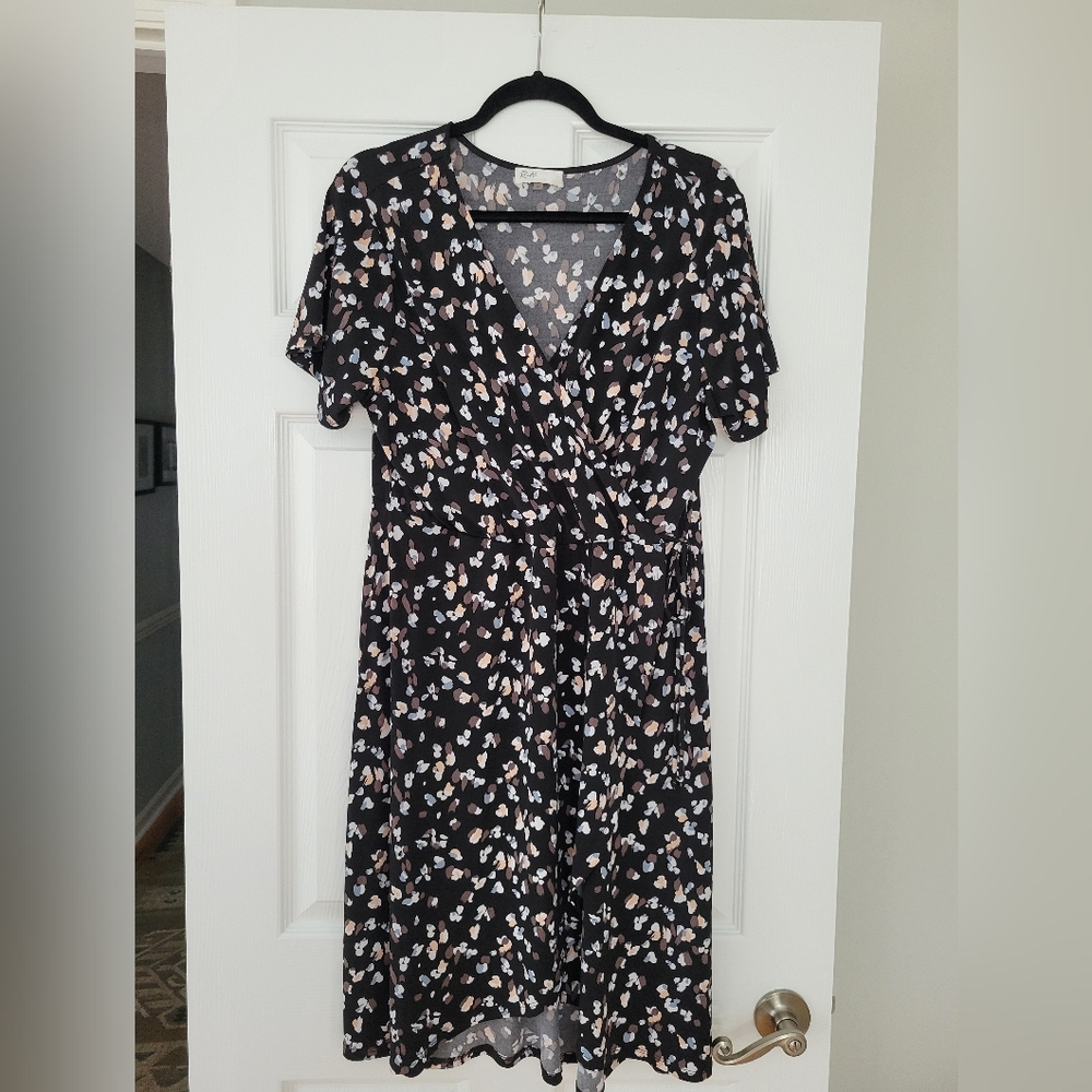 Elegant Black Floral Midi Dress